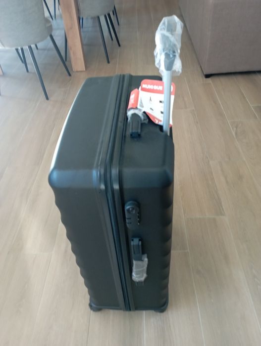 Vendo mala de viagem nunca usada