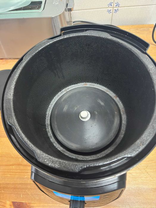 Panela Olla GM H Deluxe 6L – Usada