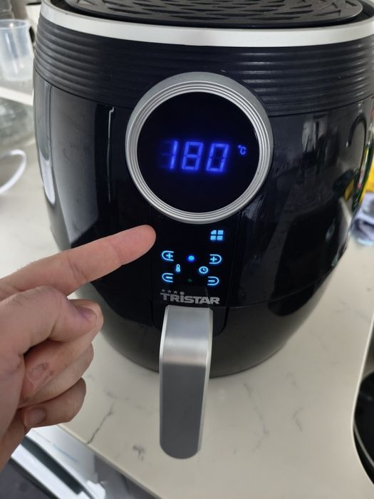 Air fryer TRISTAR FR-6956 (4.5 L - Preto)