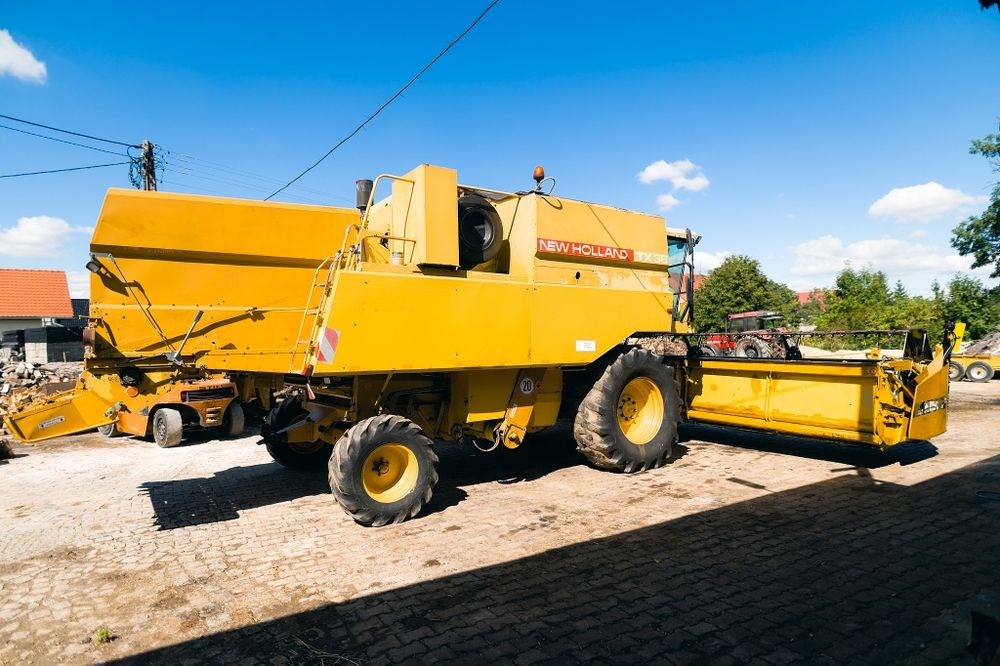 Kombajn New Holland TX 36 (1992) – Sprawny, Heder 7m + Przystawka do rzepaku