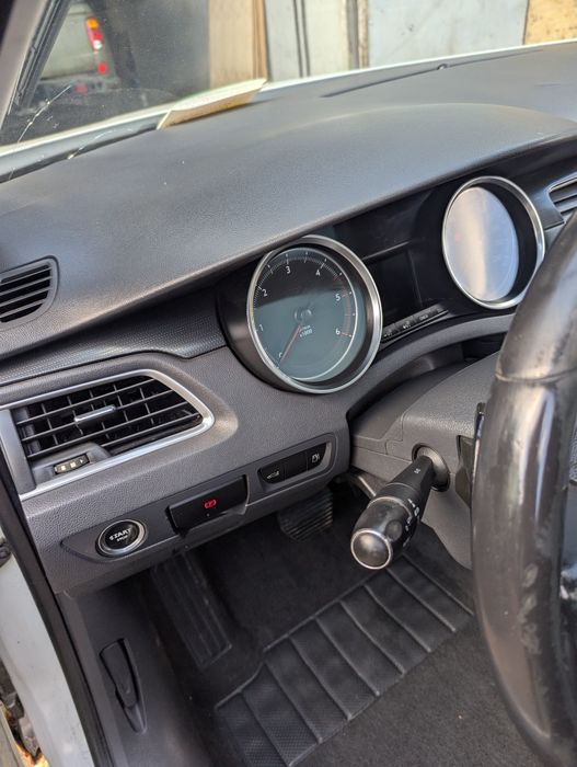 Peugeot 508 sw 2011