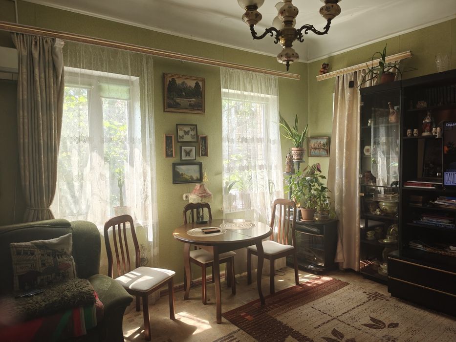 Продам 2 комнатную квартиру