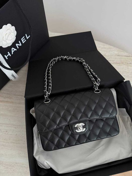 Сумка Шанель Chanel в ікрі в наявності