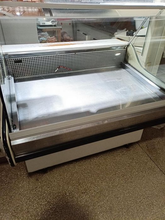 Ogłoszenie Sprzedaży Lady Chłodniczej / Witryny Chłodniczej