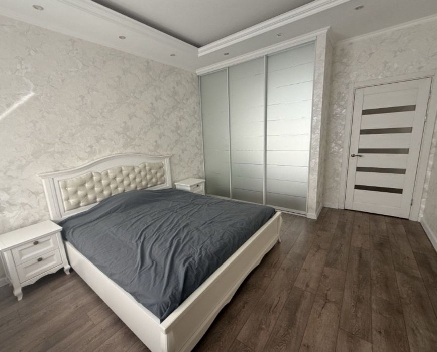 Продам двокімнатну квартиру