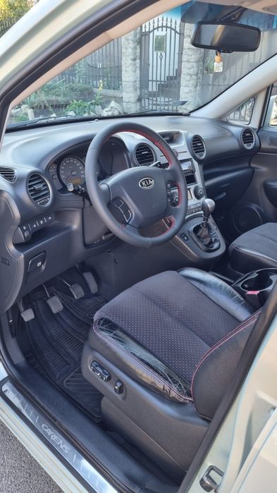 Kia Carens 2.0d  full wyposażenie