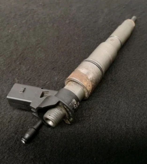 Injector ORIGINAL BOSCH BMW 730d M57 3.0d E65 E66 231cv 2005- EPC