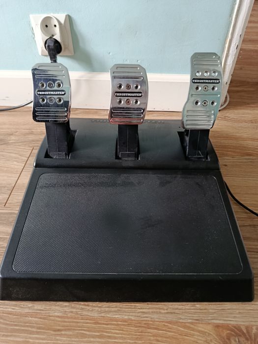 Thrustmaster TX Leather edition