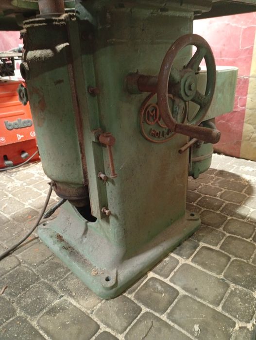 Frezarka dolno wrzecionowa do drewna