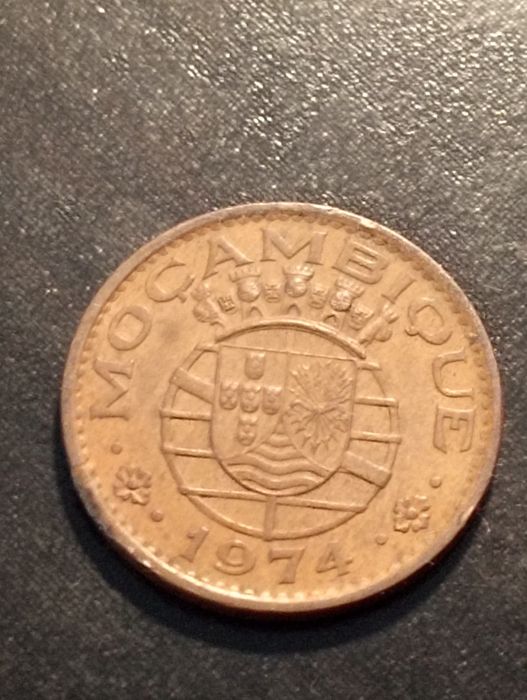 Moeda de 50 centavos -  Moçambique 1974 - Bronze - Soberba
