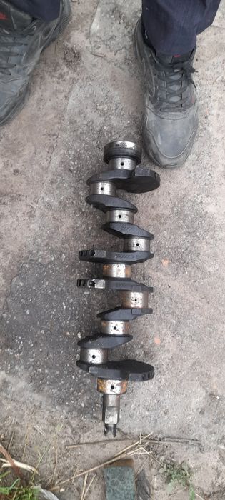 Продам коленвал ваз 2105