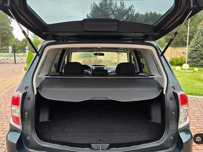 Стекло заднее Разборка Subaru Forester 1 2 3 Розборка Шрот Скло заднє