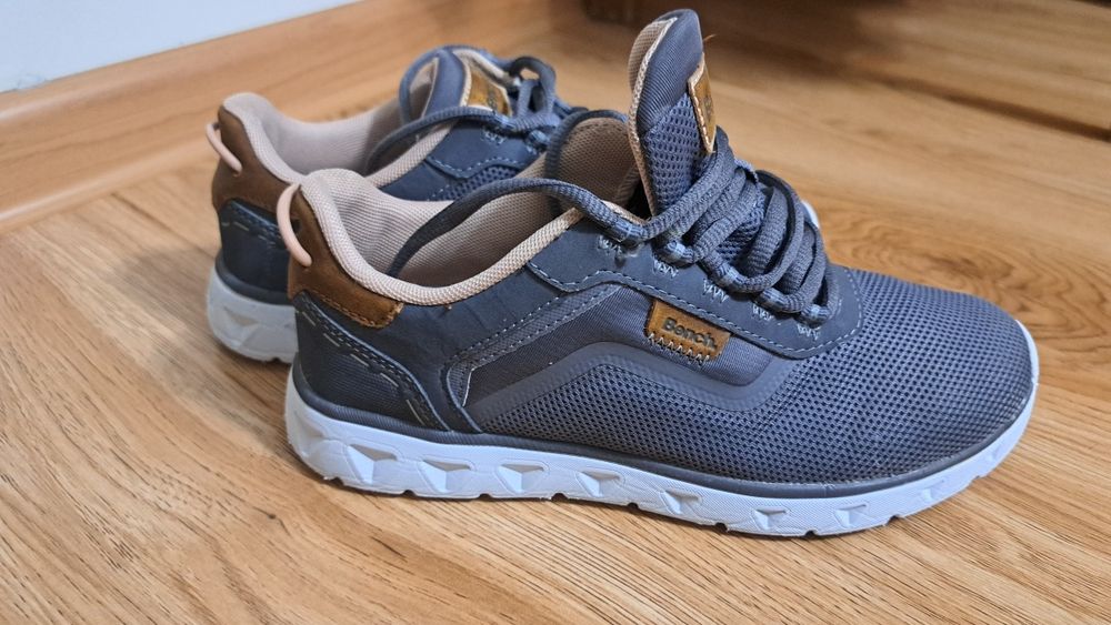 Buty sportowe Bench r. 37