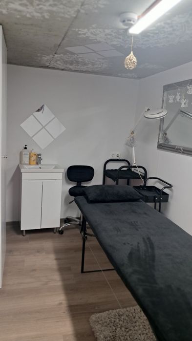 Здається в аренду кабінет