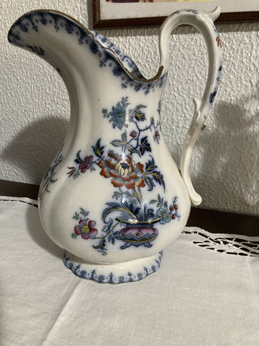 Afeghanistan Vase - J. Meir & Son