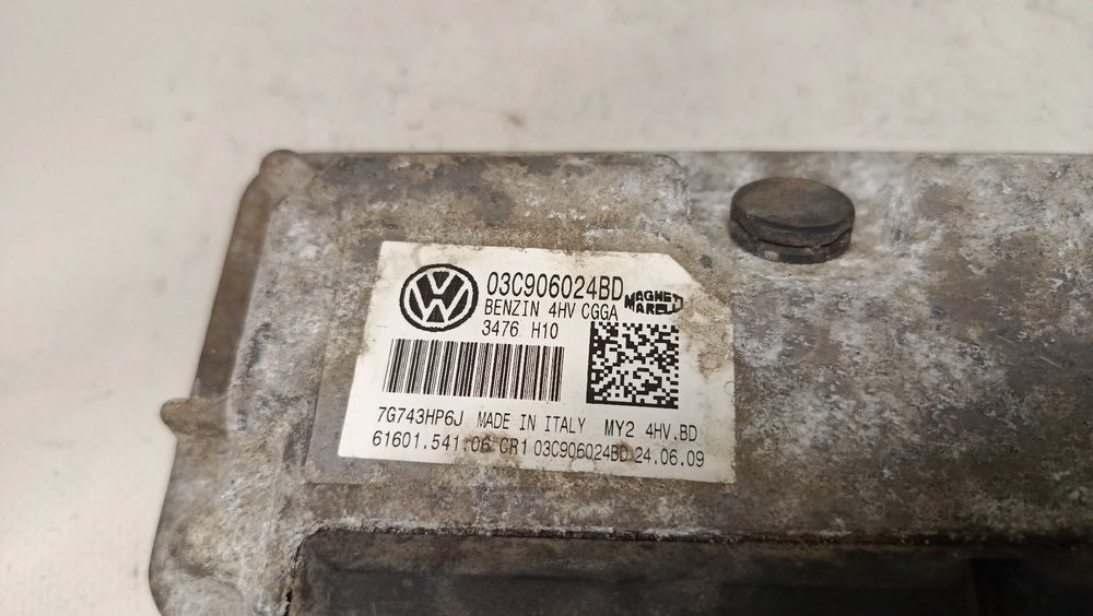 Centralina motor / ECU VOLKSWAGEN Golf VI (5K1)