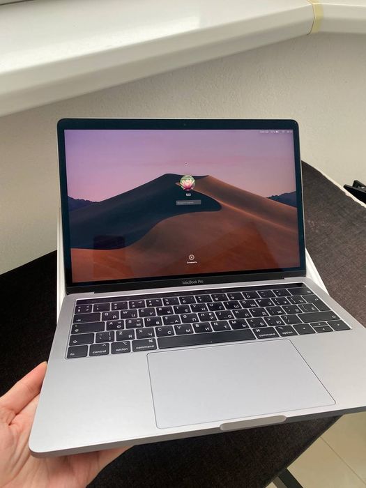 Apple MacBook Pro 13" 2018 space gray