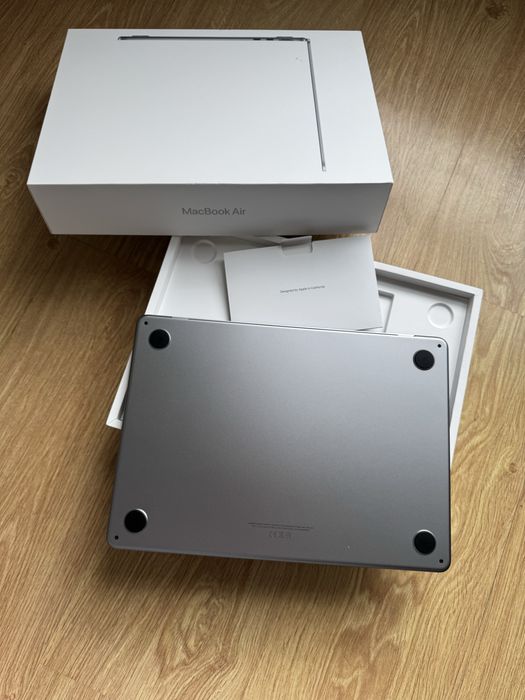 Macbook Air M2 de 256gb 13” com fatura e garantia