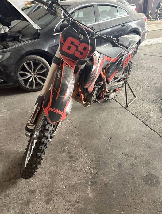 Продам кросовый мотоцикл КТМ  SXF-250