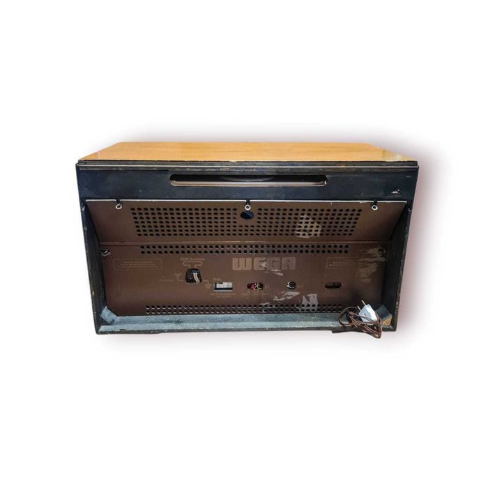 Rádio WEGA Vintage com Gira-Discos Integrado