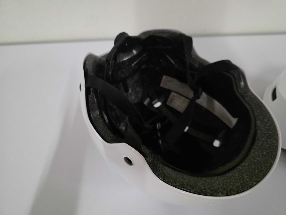 Capacete Bicicleta/Trotinete/Patins - Novo