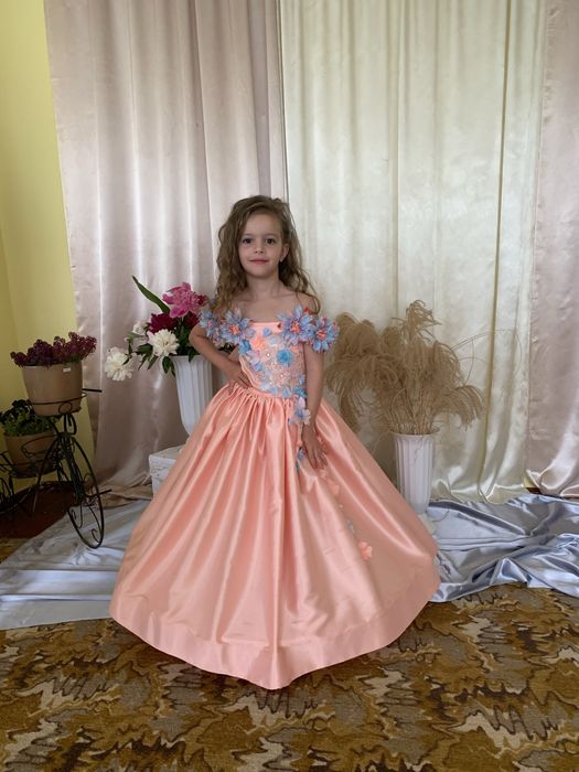 Випускна сукня для садочка