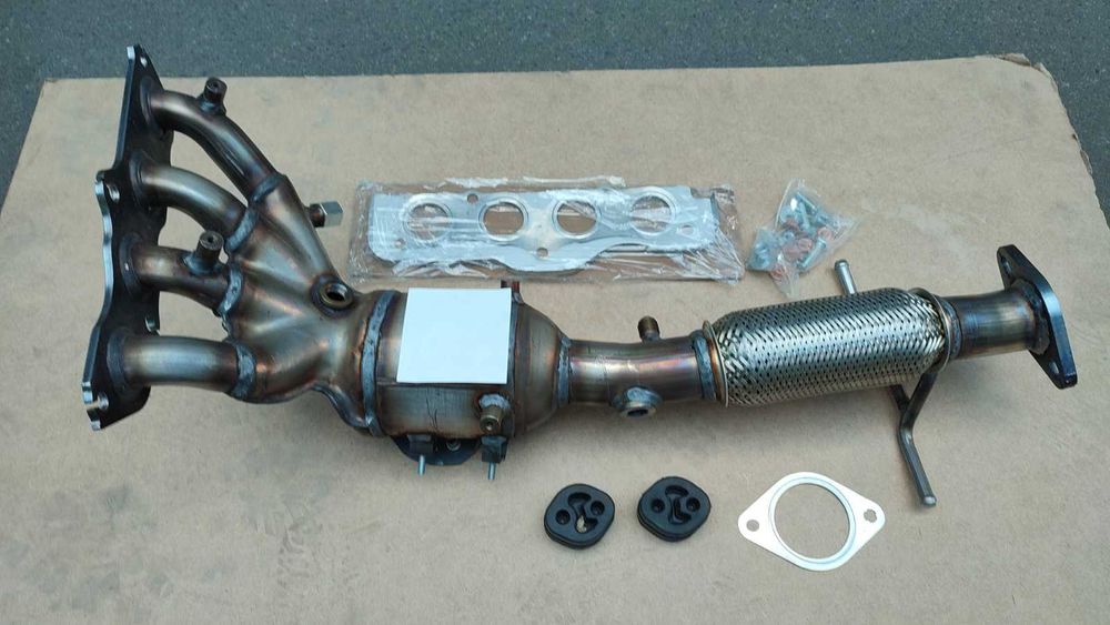 Катализатор катколлектор Mazda 3 Мазда 3 хетчбек/седан 1,3/1,6 2003 -