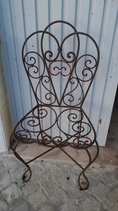 Cadeira em ferro