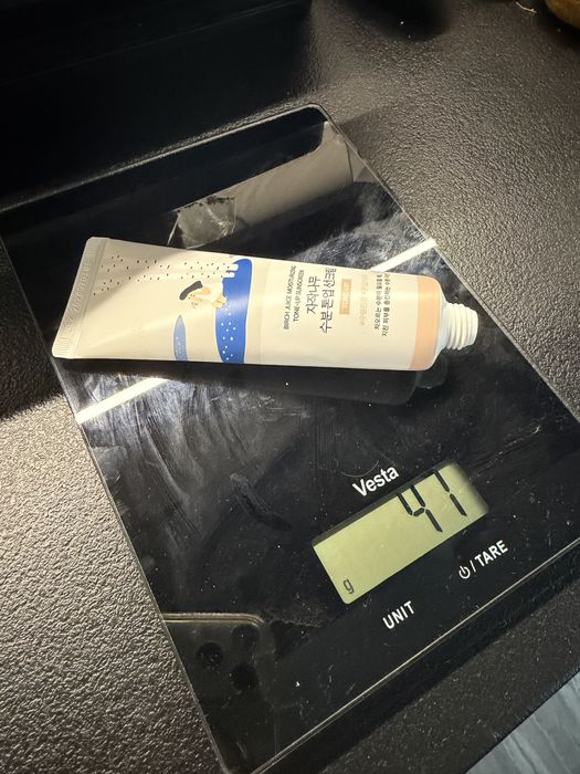 Kultowe kosmetyk koreańsk Round Lab Tone-Up SPF50+