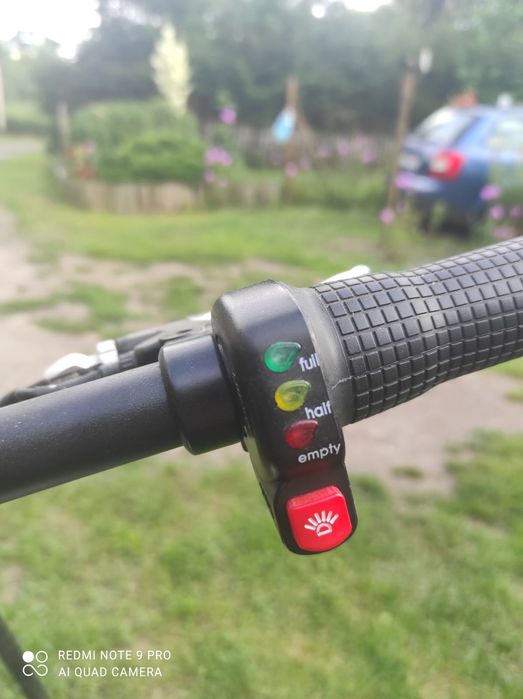 Elektryczny składany  rower marki erädle