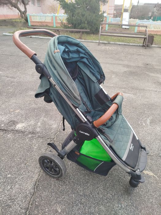 Прогулянкова каляска Carrello Supra