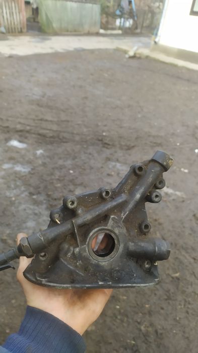 Масляний насос 1.4