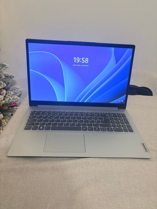 Portátil  Lenovo 115 ALC7