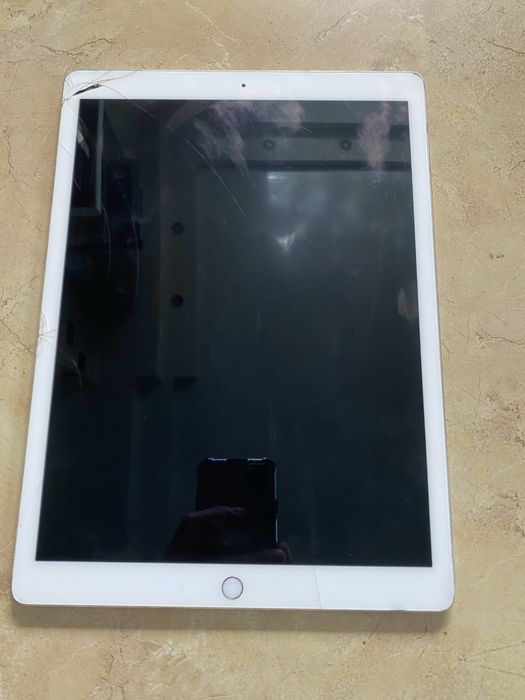 Планшет Apple iPad Pro 12.9’ A1584