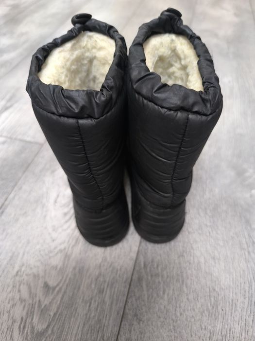 Дитячі зимові чоботи  з піни б/у