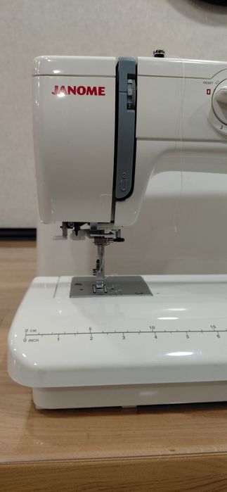 Швейная машинка ,,JANOME,,