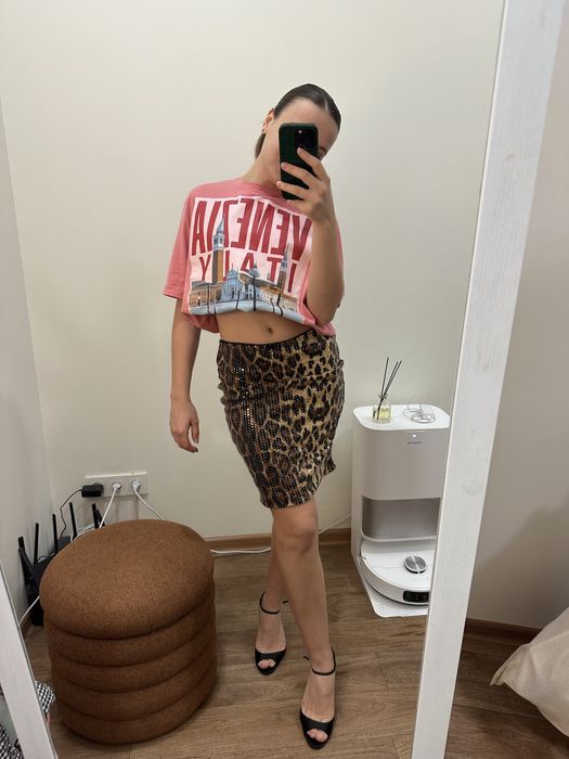Леопардова спідниця з паєтками