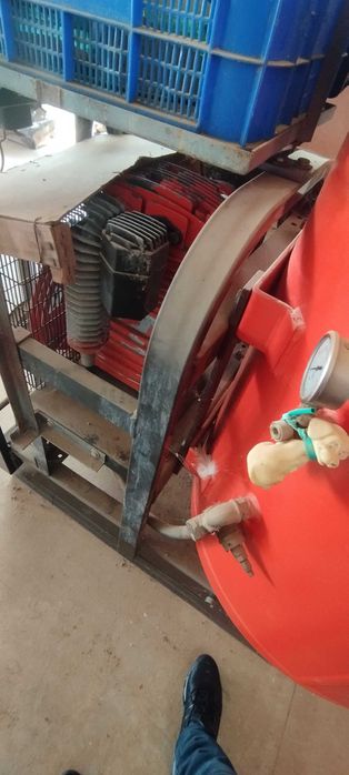 Compressor de podas 600L e acessórios