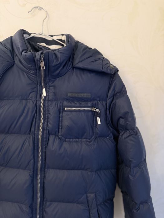 Дитяча куртка Tommy Hilfiger темно-синя з капюшоном розмір L