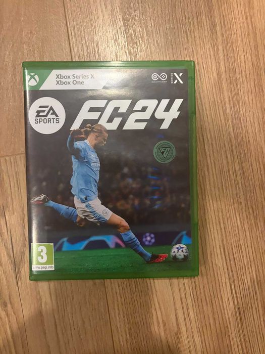 EA Sports FC 24 (Xbox Series X / Xbox One) - Como Novo