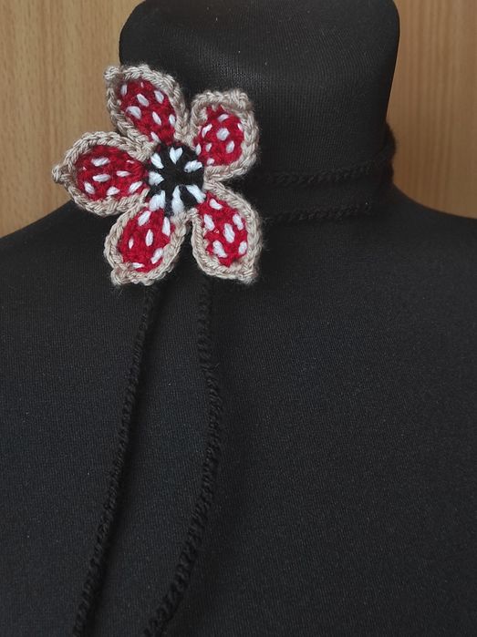 Naszyjnik demogorgon choker Stranger Things
