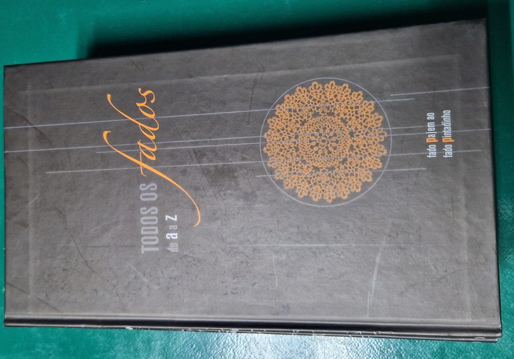 Livros com cd de fados