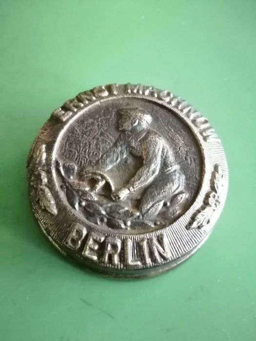 Stary dzwonek rowerowy BERLIN