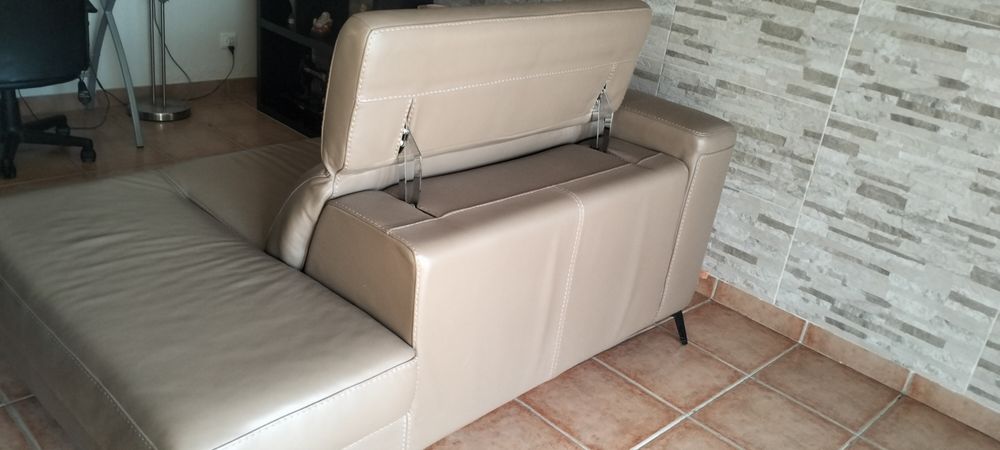 Sofá em pele natural