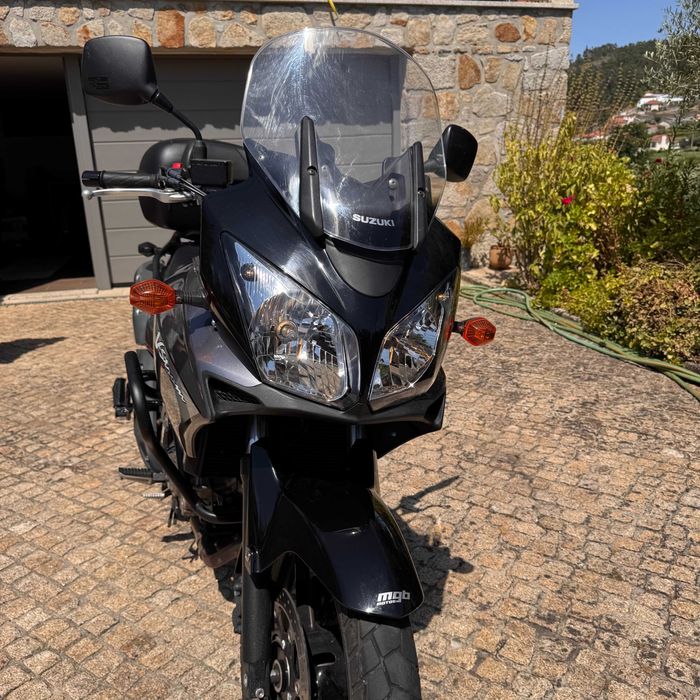 Suzuki V-Strom 650 – 2009 – Apenas 16.500 km – Excelente Estado