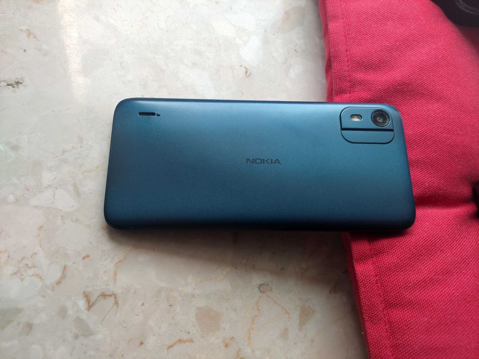 Nokia c12 smartphone