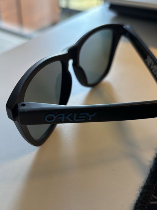 Okulary Oakley niebieskie