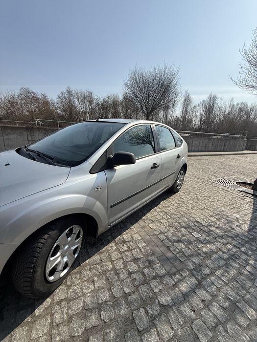 Ford focus 1.6 benzyna  100hp