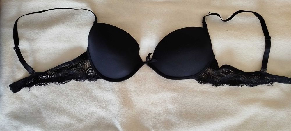 Biustonosz czarny 80B