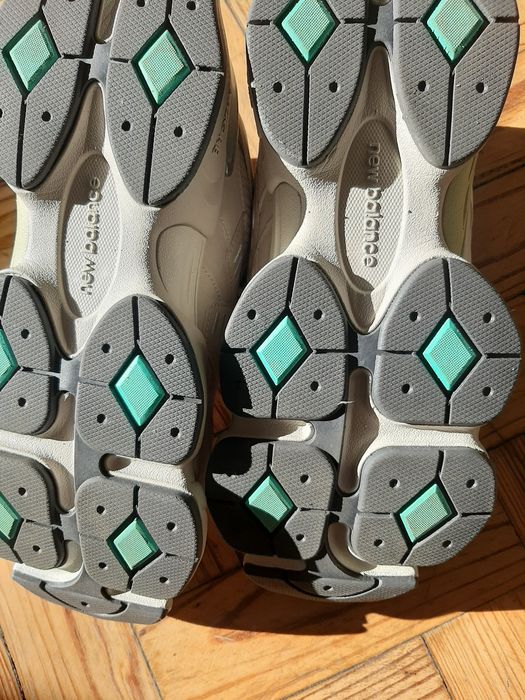 Tenis originais NEW BALANCE 9060 disponíveis em tamanho 44. Produzidas